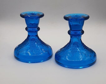 L. E. Smith Pair of Glass Sea Blue Color, Grapes and Leaves Candle Stick Holders