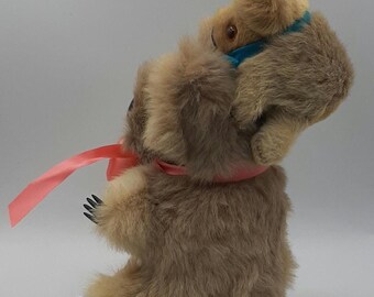 ハンドメイドのヴィンテージコアラと赤ちゃんの本物のカンガルーの毛皮