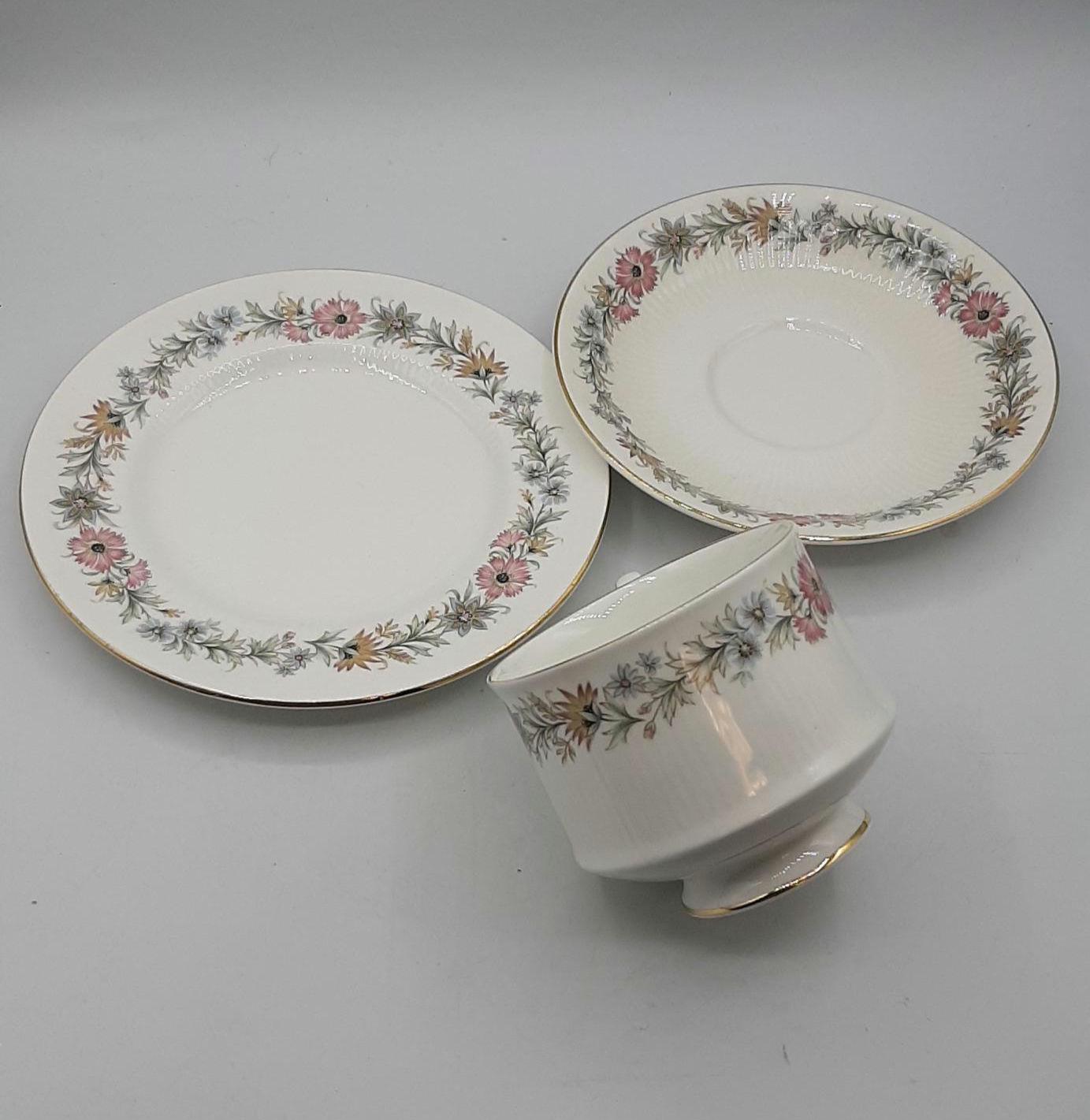 Vtg Paragon Belinda Tea Cup Saucer Side Plate Trio Set of 3
