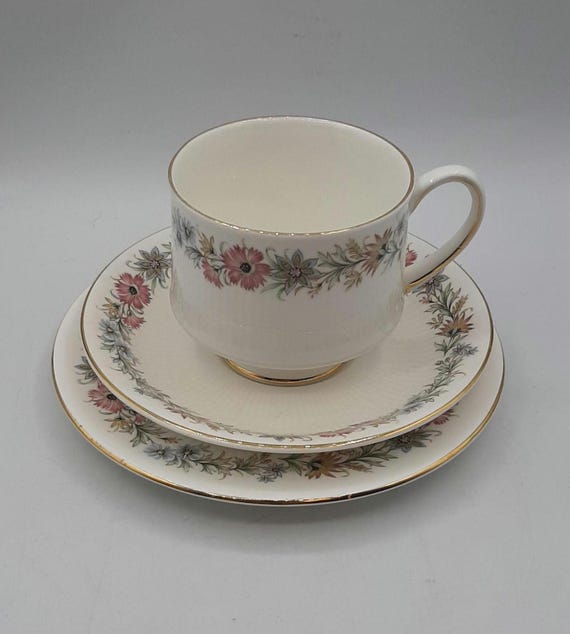 Vtg Paragon Belinda Tea Cup Saucer Side Plate Trio Set of 3