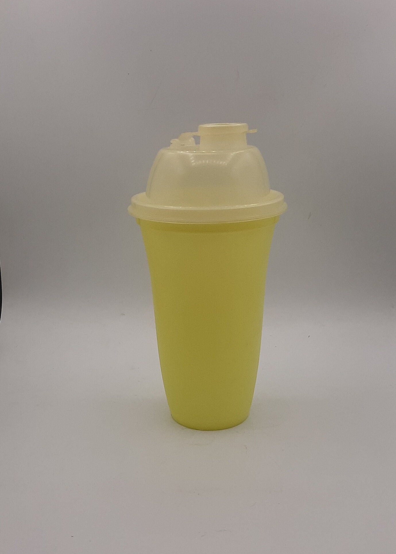 Vintage 70's Yellow Tupperware Gravy Mixer With Lid and Inside