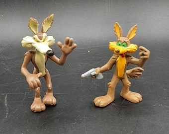 Lot de 2 figurines Wile E. Coyote rares vintage 1994 et 1989 de The Road Runner