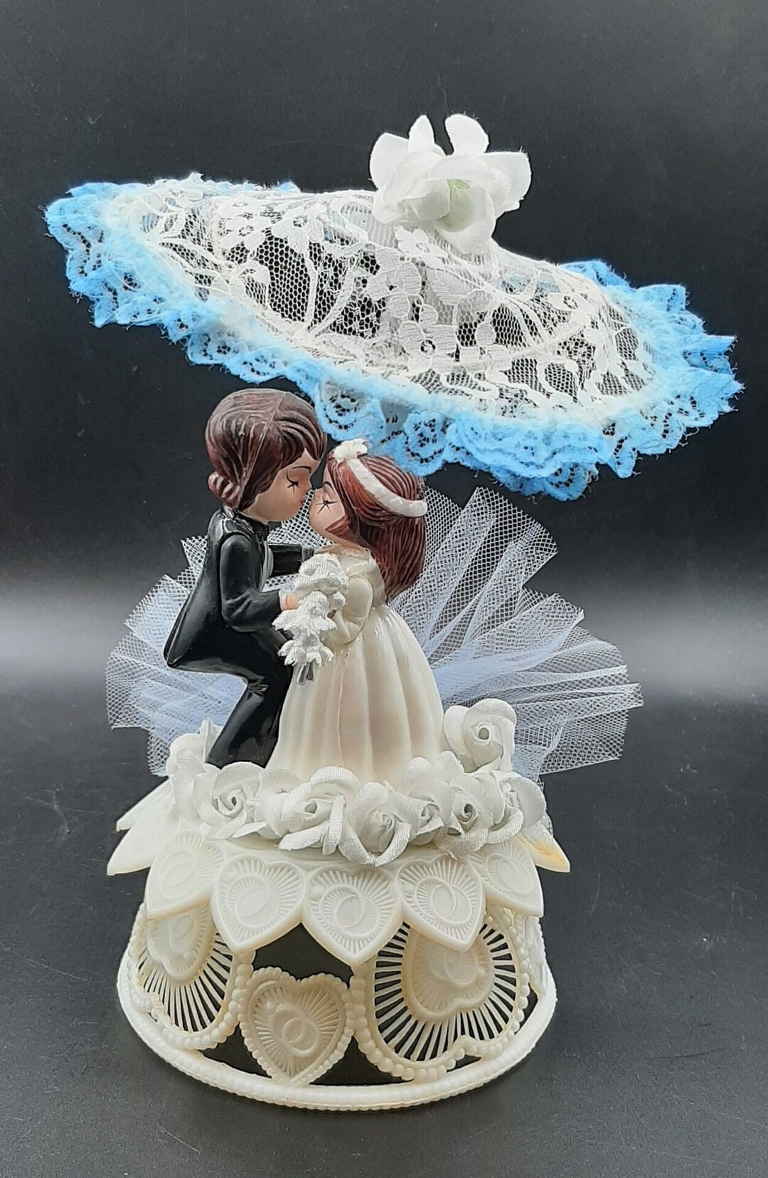 Parasol Splendor Cake Topper - Elegant Wedding Decor main image 0