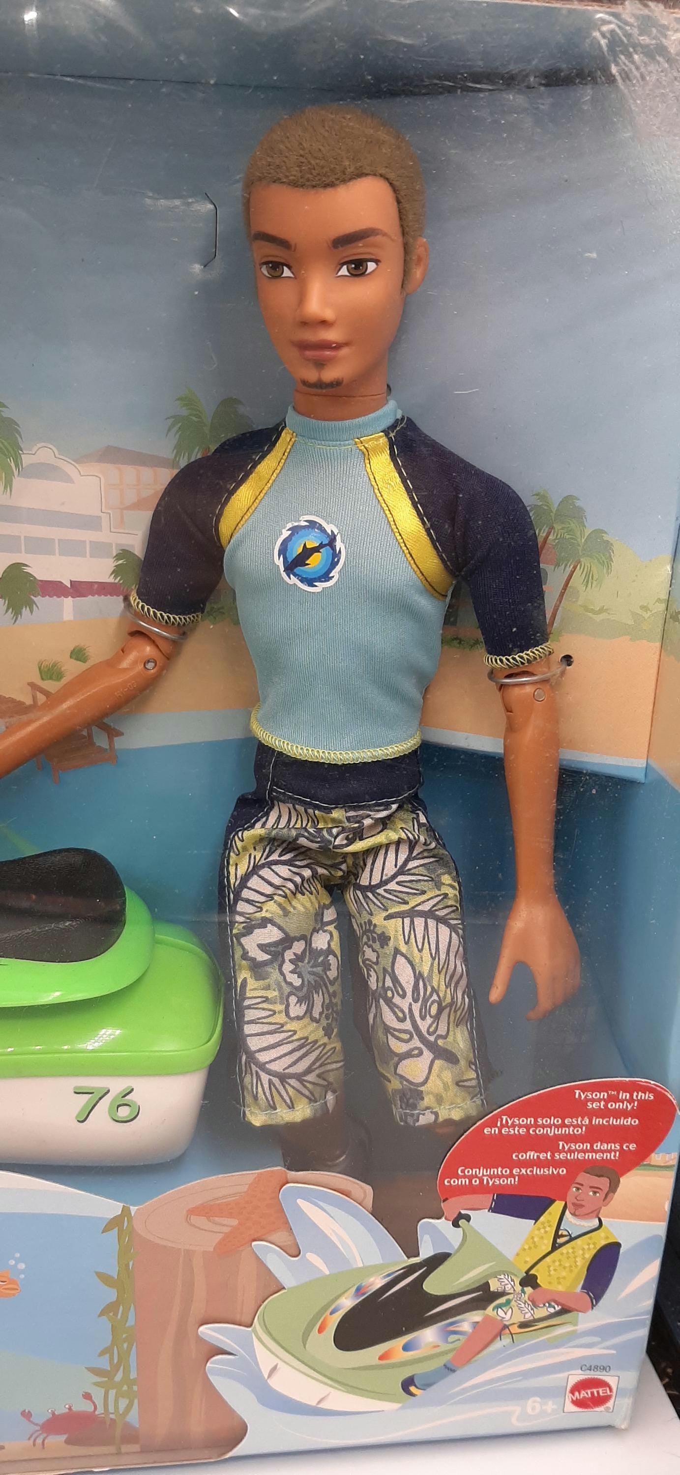 Barbie My Scene Jammin' in Jamaica Surfrider Giftset 2003 Mattel