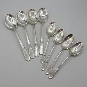 Vintage Adoration 1847 Rogers Bros 4 Teaspoons and 4 Tablespoons IS Silverplated