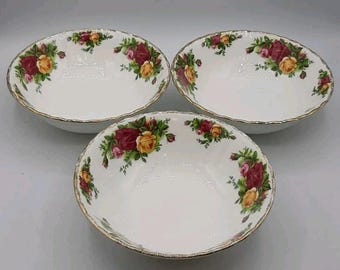 Set di 3 ciotole Royal Albert Old Country Roses da 6 pollici per cereali e uso generale, 1962, Inghilterra.