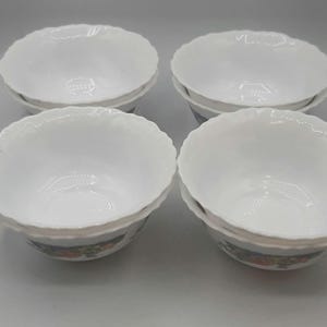 Vintage Arcopal France Dessert Bowls Florine Set of 8 Milk Glass Dinnerware