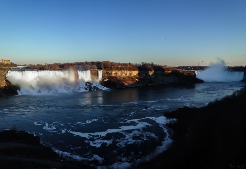 Niagara Falls image 1