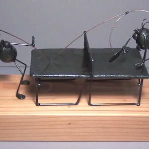Ping pong scene, 2 flea