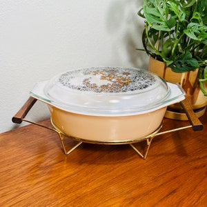 Vintage Pyrex Floral Bubbles  045 Oval Casserole 2.5 Quart Capacity with Cradle Buffet