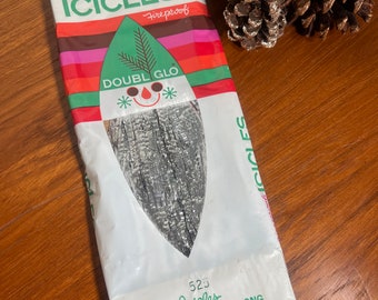 Vintage 1969 Icicles 18” Long