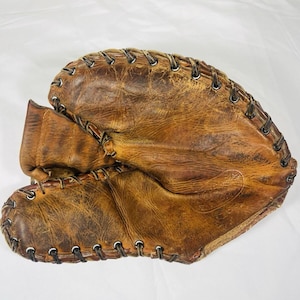 戦前戦中あたりのビンテージ野球グローブ３点 鑑賞用 Antique vintage baseball glove - Etsy 日本