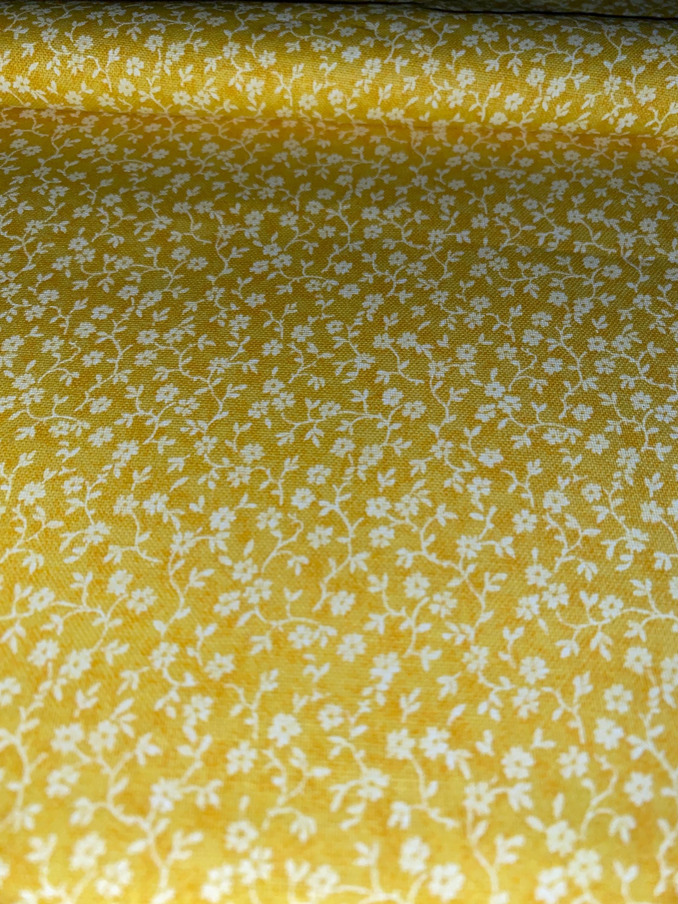 おに2 Yellow Orange Floral Fabric Vines Quilting Cotton Sewing Craft