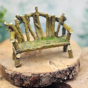 Banc de branche miniature jardin féerique : meubles de maison de poupée Woodland, gnome pour gâteau, décoration de terrarium, jardinière de mousse extérieure pour cabane de maison de poupée