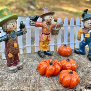 Scarecrow for mini summer Garden-Miniature Harvest outdoor decor- terrarium-potted plant-tiny garden- cake topper-cake topper-birthday gift