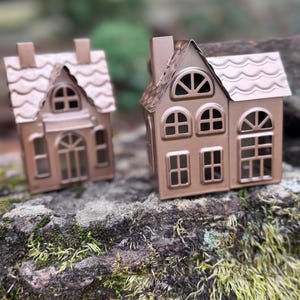Mini Metal House: Fairy Garden Terrarium Decor planter gift idea Cake Topper metallic copper inspiration black minimalist tiny garden home