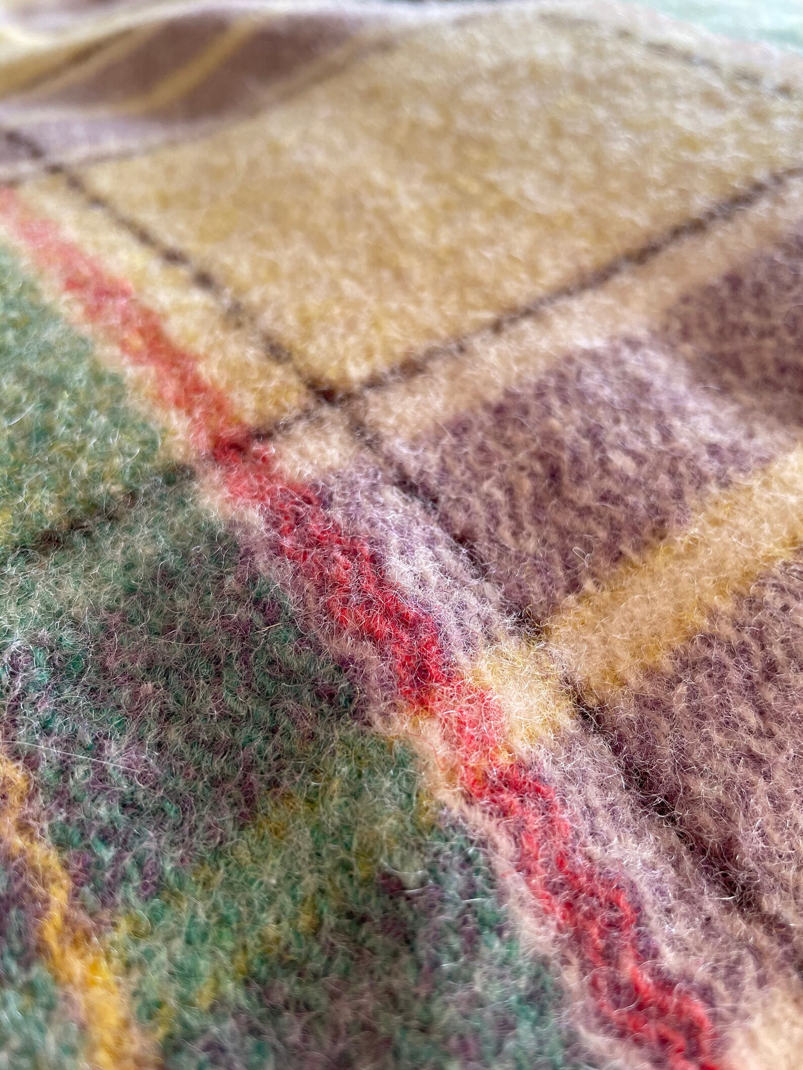 Gwili Mills Traditional Vintage Welsh Wool Blanket Carthen in Primrose