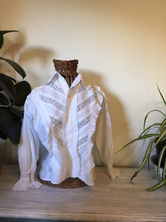 Vintage white blouse with hand sewn broderie angl… - image 1