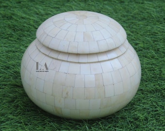 Home Decorative Round Shape White Color Unique Storage Box Gifts Box