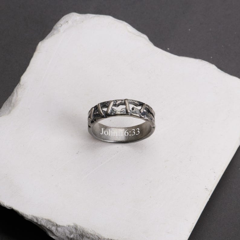 Sterlingzilveren gestikte hechtring, geoxideerde gotische band voor heren en dames afbeelding 3