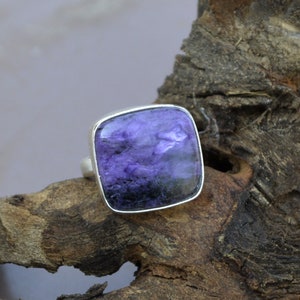 Lovely Charoite Ring -Charoite Gemstone Ring -Purple Charoite Stone Ring- 925 Sterling Silver Ring -Siberian Charoite Gemstone Gift Ring