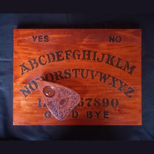 Hereditary Witch Spirit Board - Straight Edge