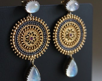Regenbogen Mondstein Mandala Ohrringe 925 Sterling Silber 14k Gold Plated