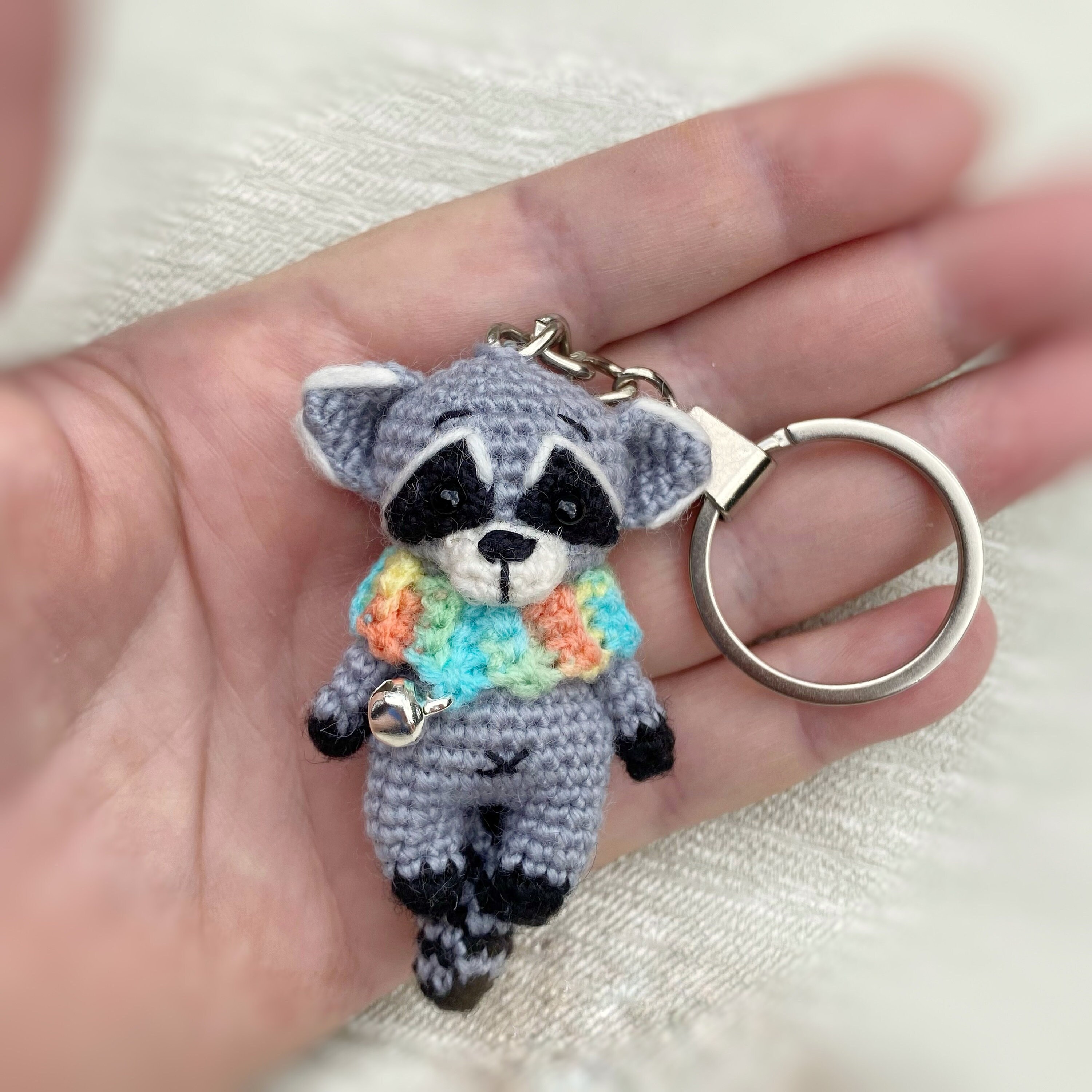 Porta llaves de mapache pequeño llavero de mapache encanto Etsy