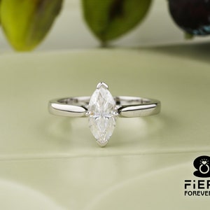 Classic Solitaire Ring, 1/ 1.30/ 1.65 Carat Marquise Cut Moissanite 10K/14K/18K White/Yellow/Rose Gold 4 Prong Delicacy Ring For Engagement