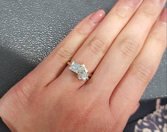 Emily Ratajkowski Celebrity Engagement Ring with Colorless White Princess & Pear Cut Moissanite in 10K/14K/18K Solid Gold, Toi ET Moi Ring