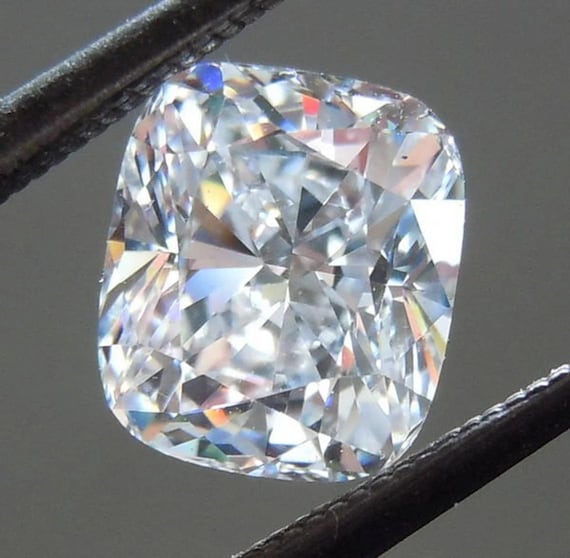DEF Colorless Elongated Cushion Cut Moissanite: 1 To 8.5 Carat Loose Gemstone (7x5.5 MM To 14x11 MM), Loose Moissanite For Halo Wedding Ring