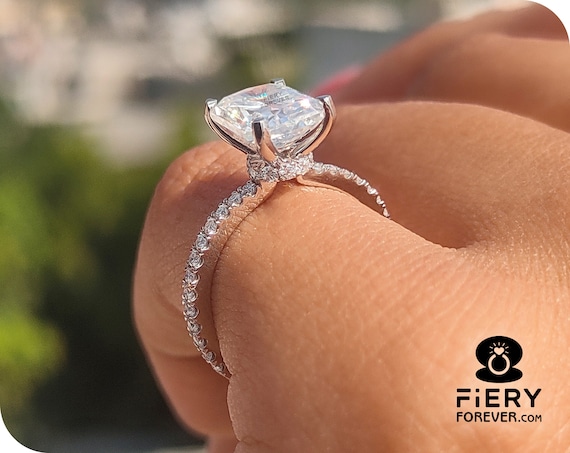 Petite cushion 2024 halo engagement ring