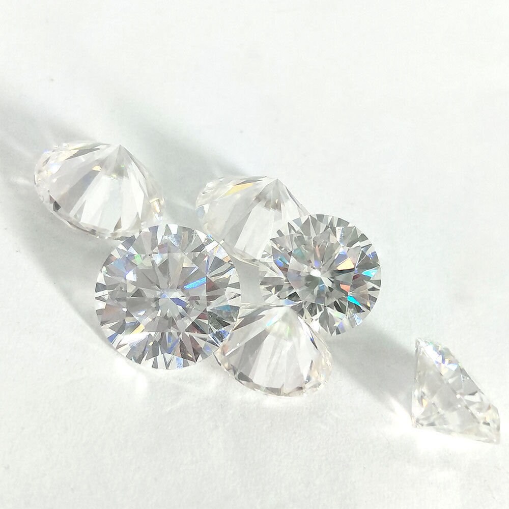 8 MM 1.60 Carat Full Fiery White Round Brilliant Diamond Cut 8 MM 1.60 Carat Full Fiery White Round Brilliant Diamond Cut