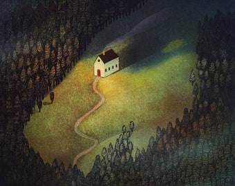 Può includere: Una piccola casa bianca con una finestra illuminata si trova in una radura di una foresta oscura. Un sentiero tortuoso conduce alla casa e gli alberi circostanti sono in silhouette contro il cielo notturno.