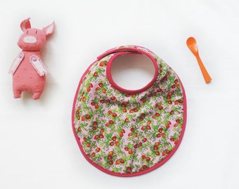 Adjustable and reversible Terry and cotton Strawberry patterned bib