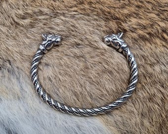 Freyja's Bracelet / Freya's Bracelet / Freyja's Cats / Bygul and Trjegul / Freya's bracelet / Viking Jewelry / Viking cats / Magic / norse