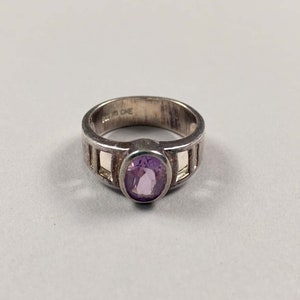 Vintage Unique 925 Silver Purple Gemstone Ring  - Size M 1/2