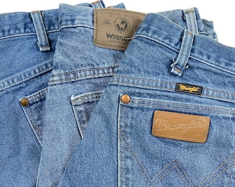 Vintage WRANGLER Straight Leg Jeans Mid Blue Various Sizes