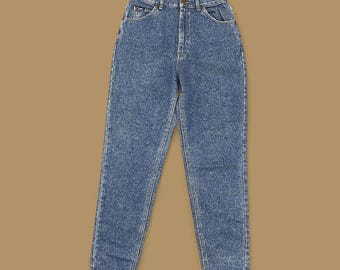 Vintage 90's Lee Tapered Leg Mom Jeans Mid Blue W28 L32