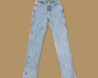 Vintage Wrangler Straight Leg Boyfriend/Mom Jeans Light Blue W25 L34