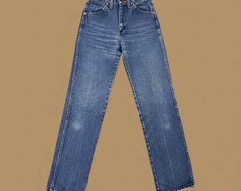 Vintage Wrangler Straight Leg Boyfriend/Mom Jeans Mid Blue W28 L34