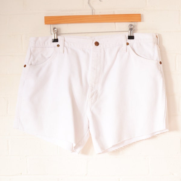 Vintage WRANGLER Cut-Off Denim Shorts White W38