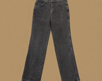 Vaqueros Wrangler vintage de pierna recta, color negro carbón, talla W28, largo L30