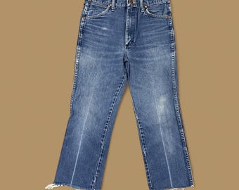 Vintage Wrangler USA Raw Hem Straight Leg Cropped Jeans Mid Blue W30 L24