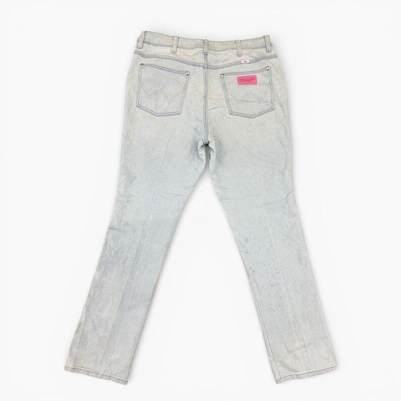 Jeans boyfriend/mom vintage Wrangler Barbie a gamba dritta, blu chiaro, W33 L32 immagine 4