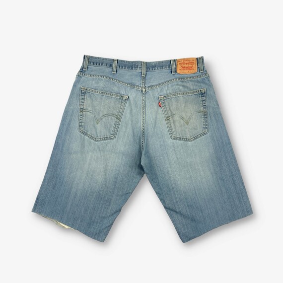 Vintage Levi's 569 Loose Fit Cut Off Denim Shorts… - image 2