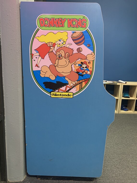 Pegatina Donkey Kong Arcade – Vinilo Retro Para Coche, Portátil O Consola – Resistente Al Agua Y Al Sol
