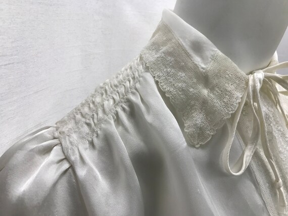 Vintage white nightie from the 50s - image 4