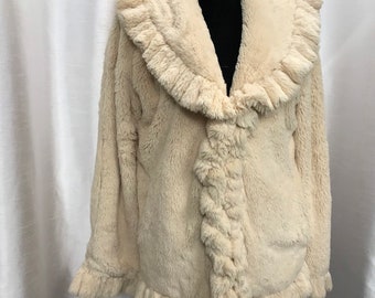 Vintage short coat in synthetic fur