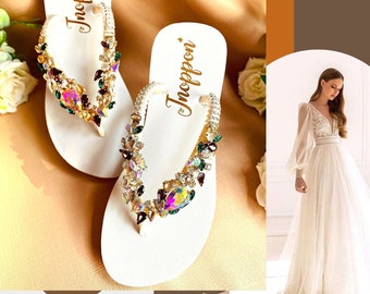 White Bridal Flip Flops, Jeweled Flip Flops, Sandals for woman, Wedding sandals, Beach wedding sandals, Beach sandals, Rhinestone sandals